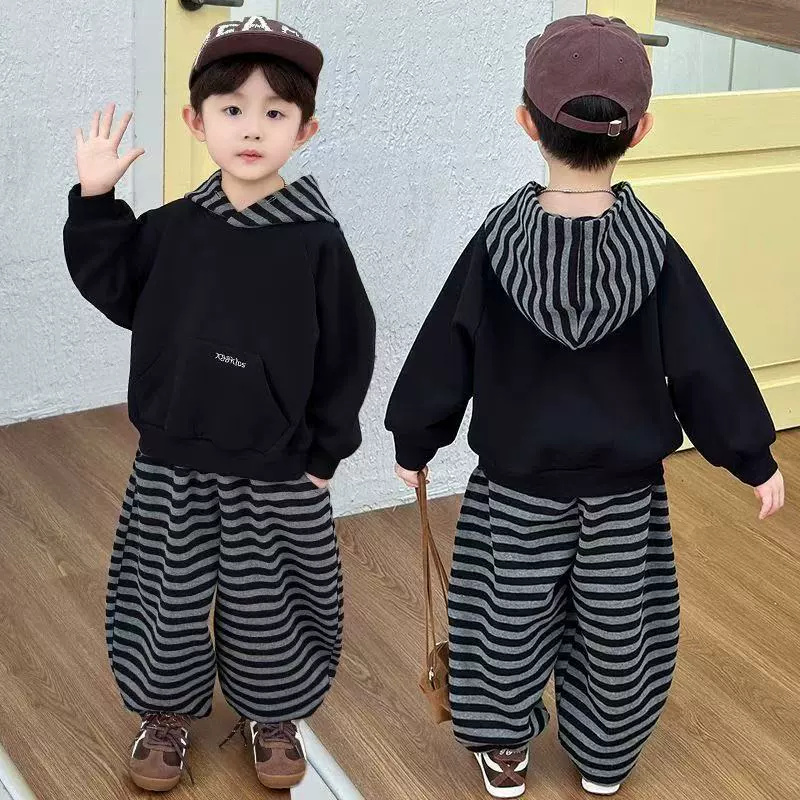 Running Gear Kids - Спортивные комплекты для мальчиков и девочек,